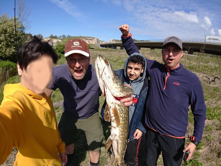 Foto: Fisketur Gjedde på kroken